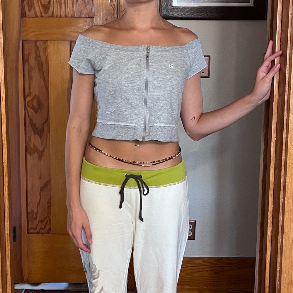 No boundaries off the shoulder crop top
